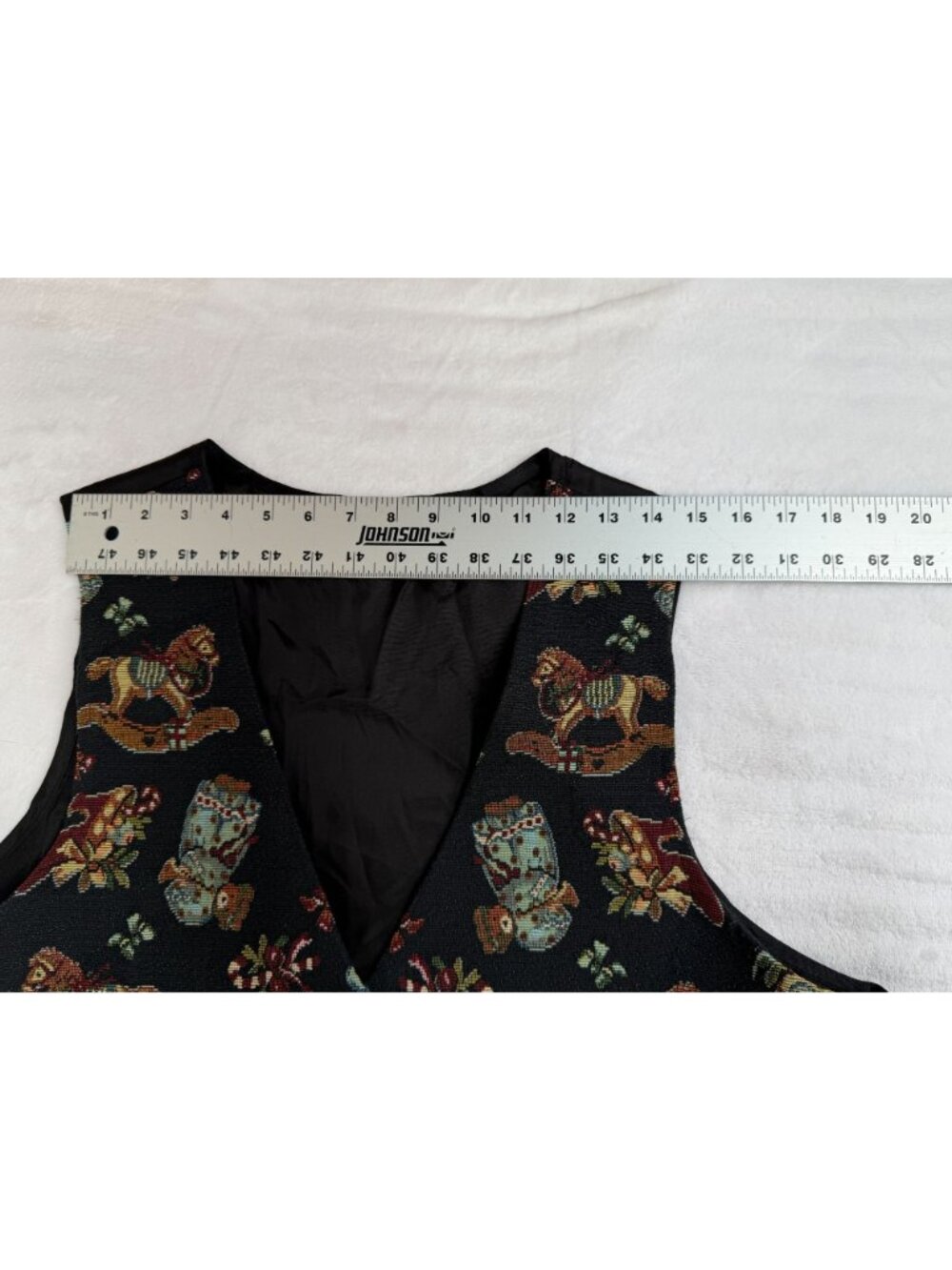 Vintage Partners II Womens Black Holiday Tapestry Print Vest Rocking Horse Candy - Picture 5 of 7